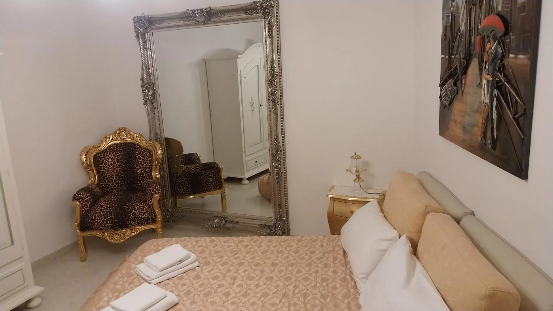Apartment Appartamento Via Antica Padenghe sul Garda Italien